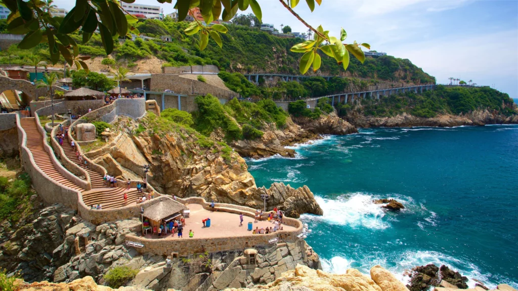 Descubre Acapulco: El Destino Turístico Ideal para tus Próximas Vacaciones